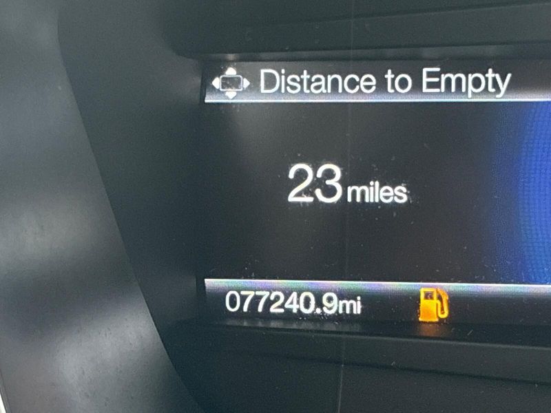 Used 2020 Ford Fusion SEImage 16