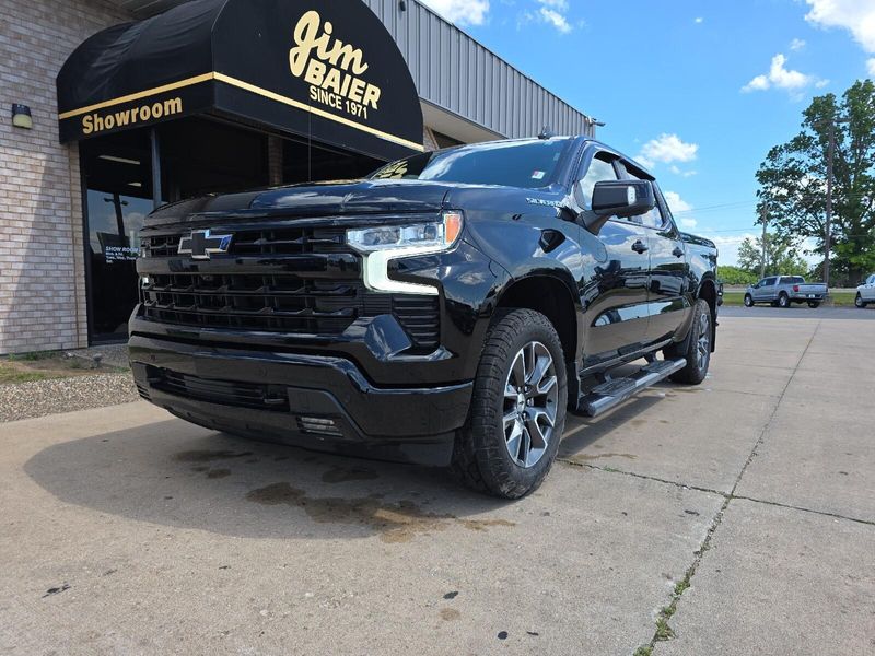 2024 Chevrolet Silverado 1500 RSTImage 4