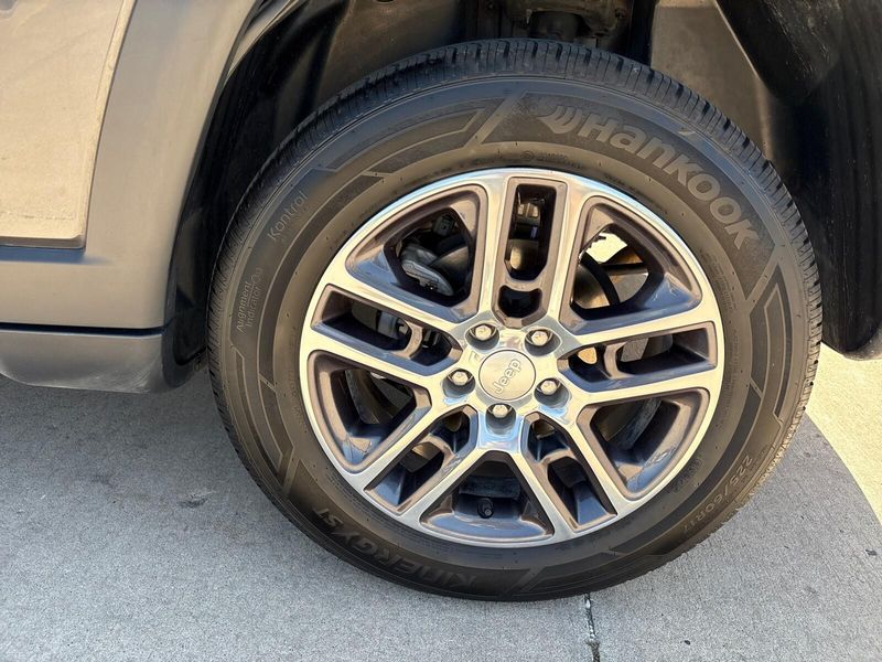 Used 2020 Jeep Compass LatitudeImage 12