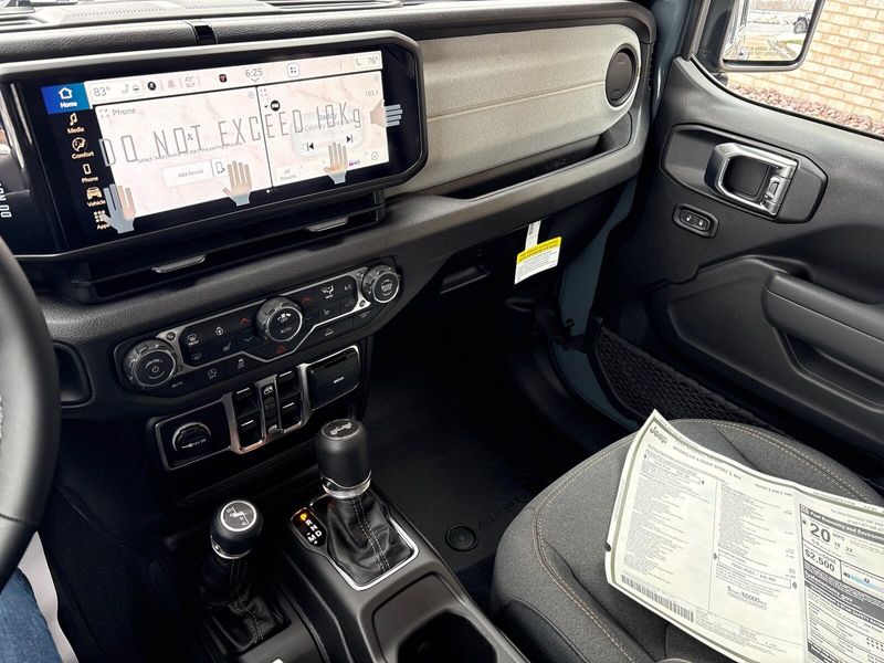 New 2026 Jeep Wrangler 4-door Sport SImage 14