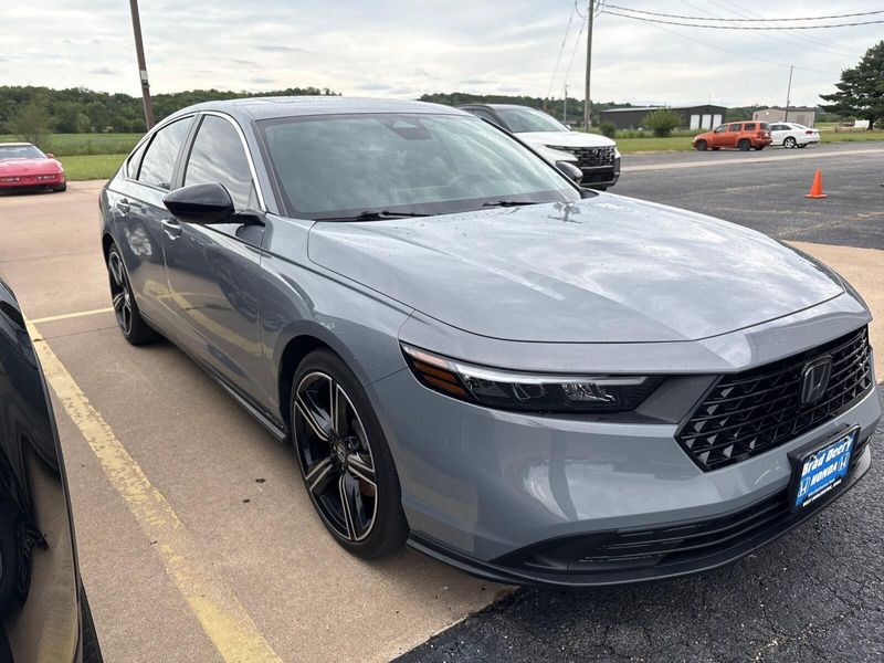 Used 2023 Honda Accord Hybrid SportImage 8