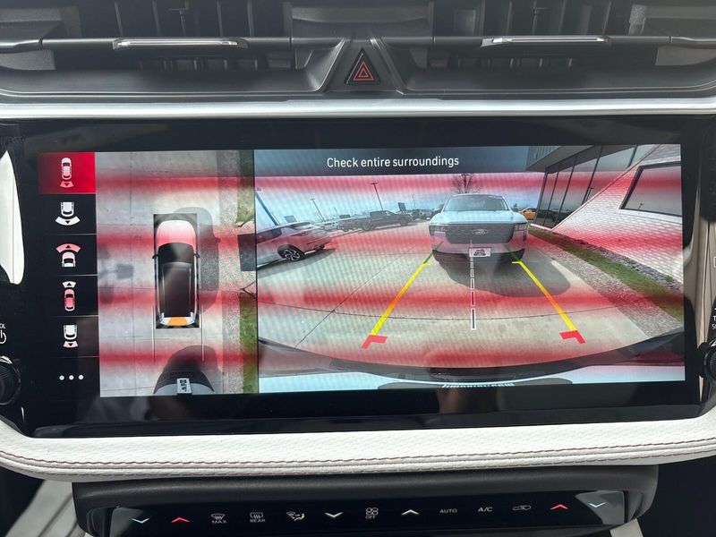 New 2026 Jeep Cherokee Overland 4x4Image 20