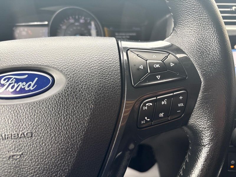 Used 2019 Ford Explorer XLTImage 14