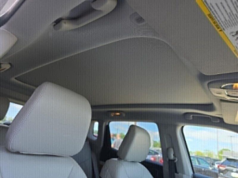 2022 Jeep Compass LimitedImage 10