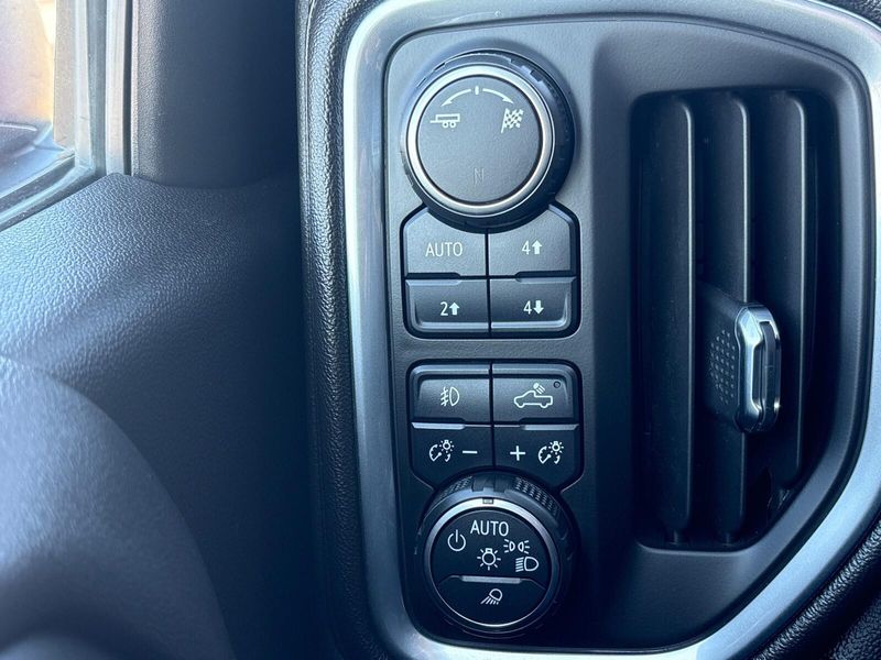 Used 2019 Chevrolet Silverado 1500 LT Trail BossImage 15