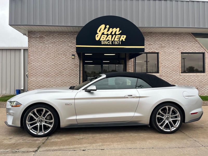 2019 Ford Mustang GT PremiumImage 3