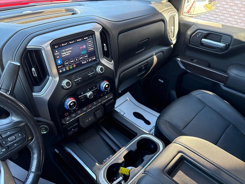 Used 2021 GMC Sierra 1500 SLTImage 19