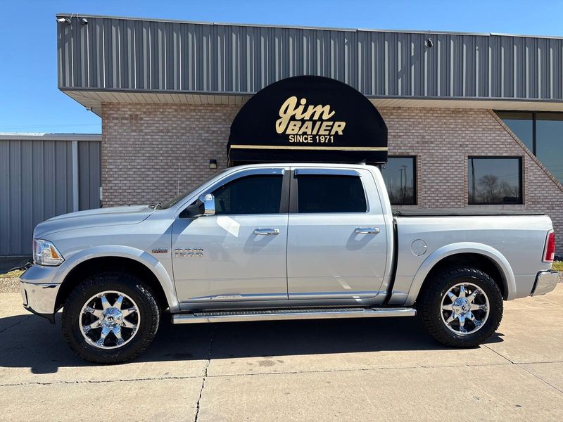 Used 2017 RAM 1500 LimitedImage 2