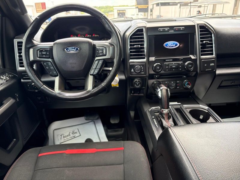 Used 2017 Ford F-150 XLTImage 5