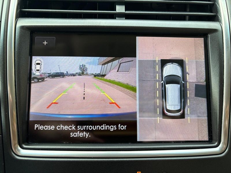 Used 2020 Lincoln Nautilus ReserveImage 21