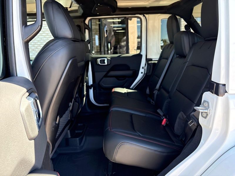 New 2027 Jeep Wrangler 4-door RubiconImage 4