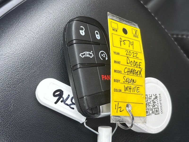 Used 2022 Dodge Charger SXTImage 24