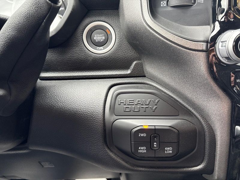 2025 RAM 3500 Tradesman Crew Cab 4x4 8