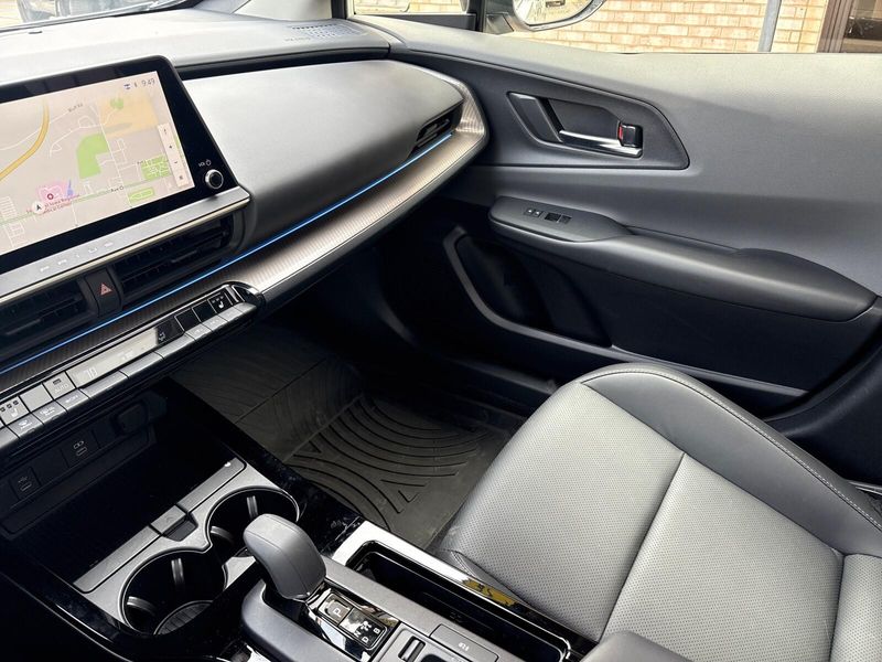 2024 Toyota Prius XLEImage 24