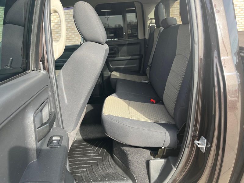 2011 RAM 1500 STImage 4