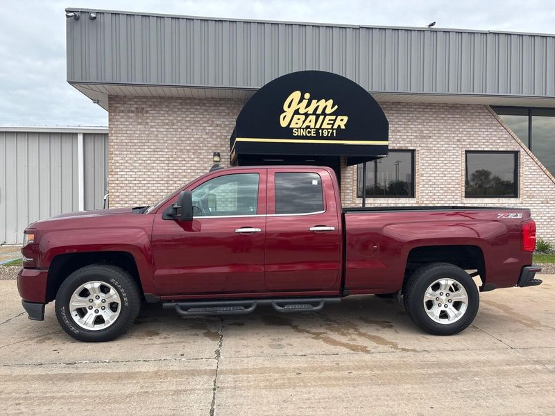 Used 2016 Chevrolet Silverado 1500 LTZImage 2