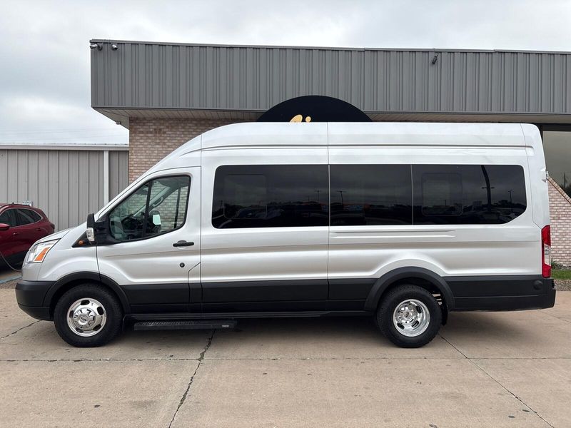 Used 2019 Ford Transit-350 XLImage 2