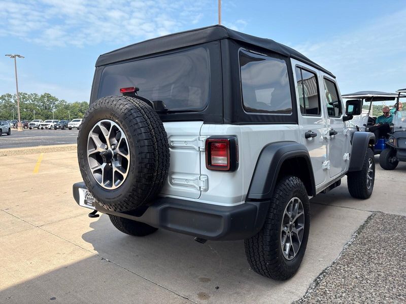 New 2026 Jeep Wrangler 4-door Sport SImage 8