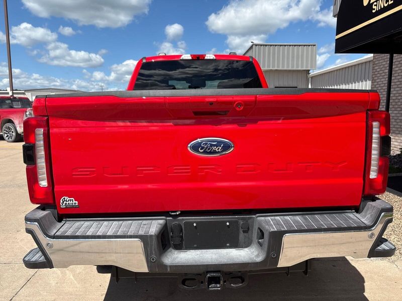 Used 2025 Ford F-250 LariatImage 11