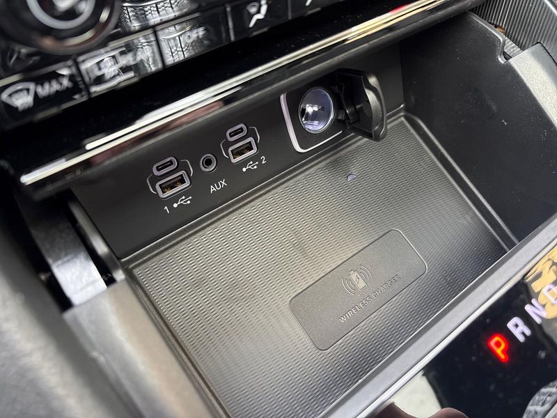 New 2025 Jeep Grand Cherokee L Laredo X 4x4Image 19