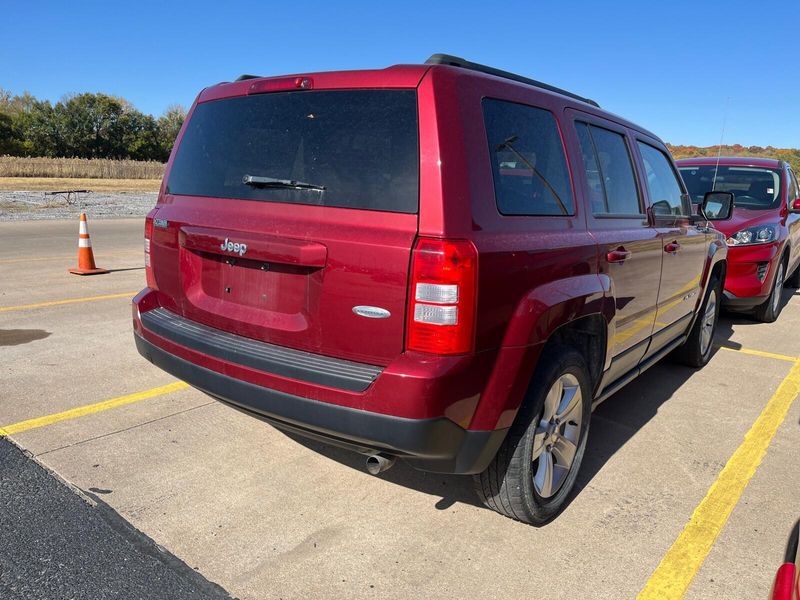 2017 Jeep Patriot LatitudeImage 8