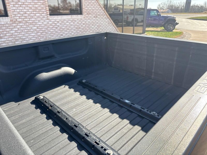 Used 2017 GMC Sierra 1500 SLTImage 14