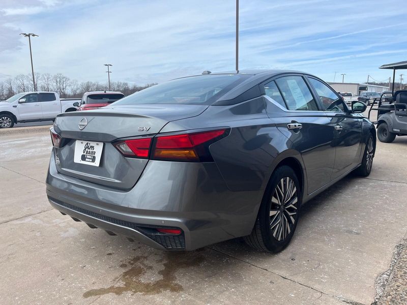 2023 Nissan Altima 2.5 SVImage 8