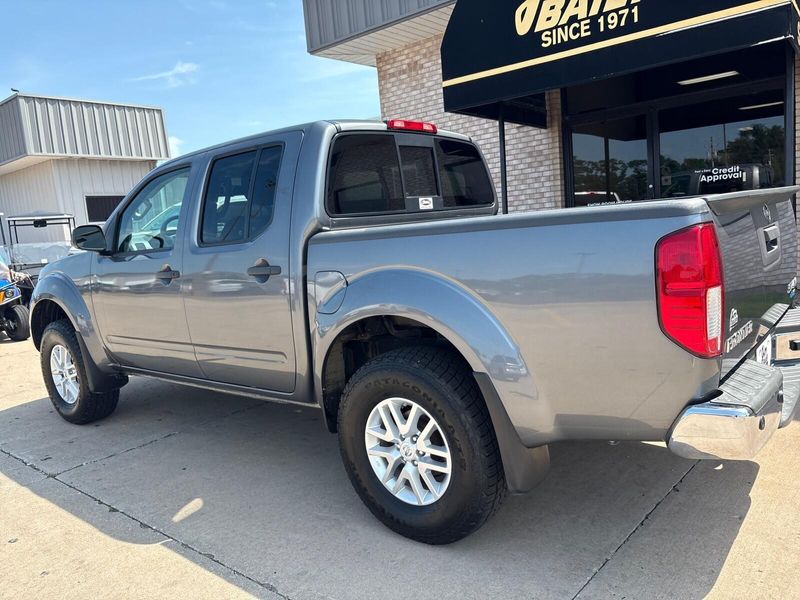 Used 2017 Nissan Frontier SV V6Image 10