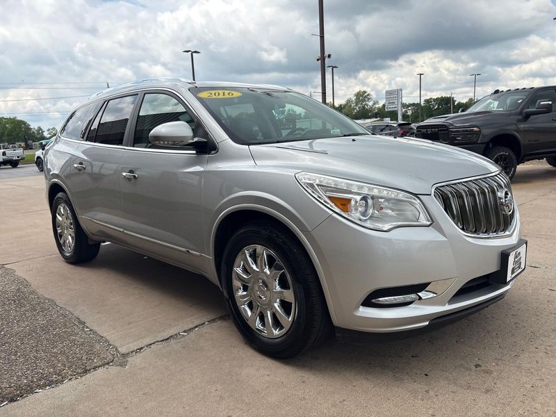 2016 Buick Enclave LeatherImage 8