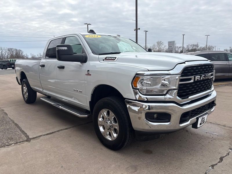 Used 2024 RAM 3500 Big HornImage 7