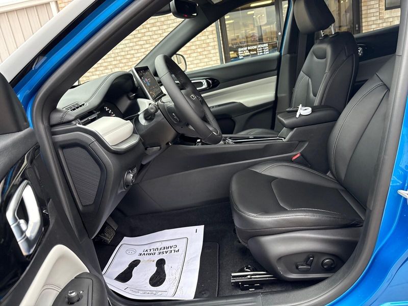 New 2026 Jeep Compass Limited 4x4Image 3