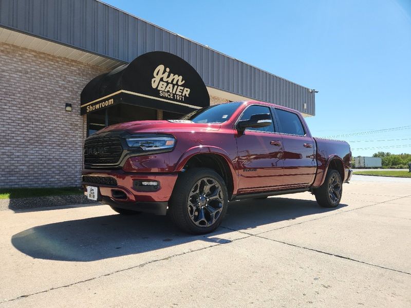 2022 RAM 1500 LimitedImage 1