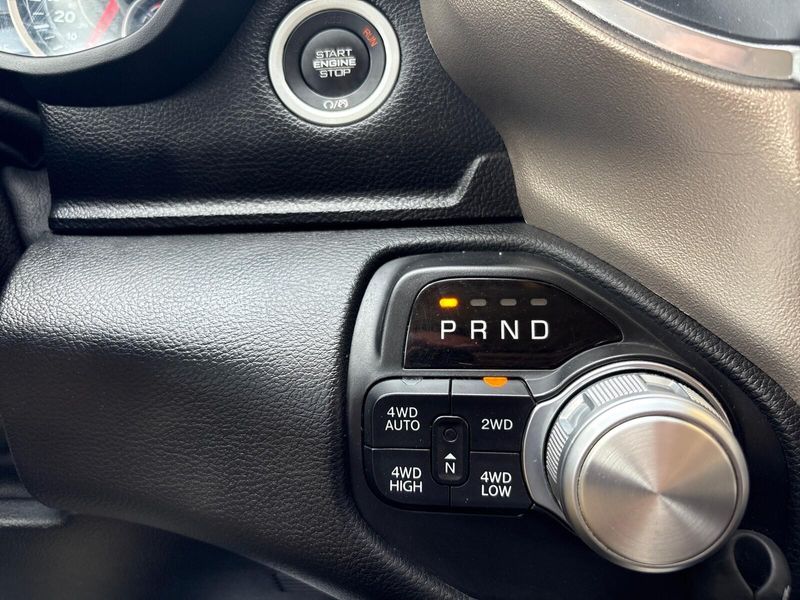 Used 2019 RAM 1500 LaramieImage 17