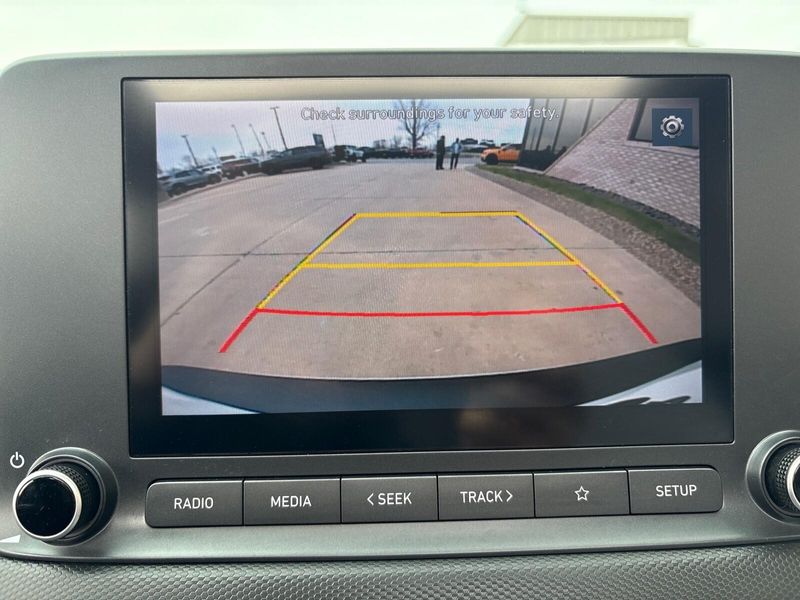 Used 2022 Hyundai Kona SELImage 21