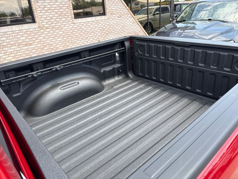 New 2026 RAM 1500 Laramie Crew Cab 4x4 5