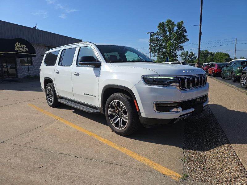 2024 Jeep Wagoneer L Series IIImage 1
