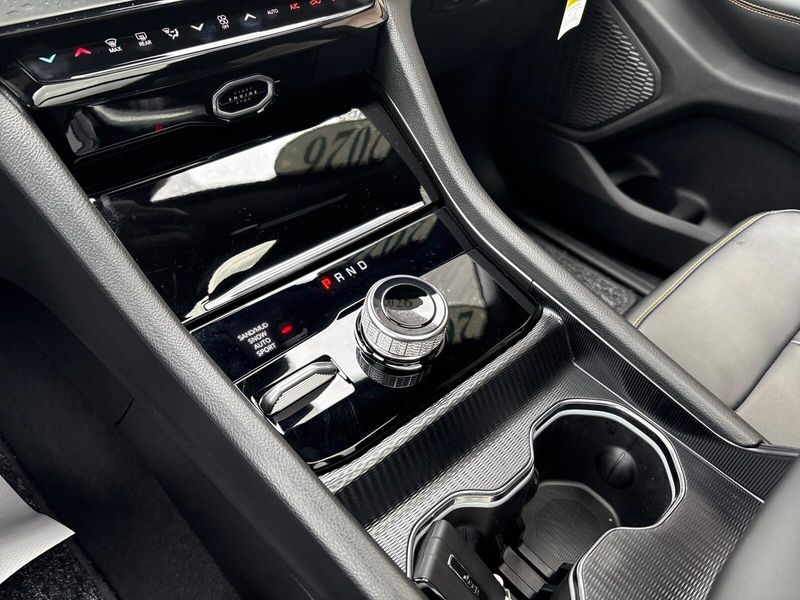 New 2026 Jeep Grand Cherokee L 85th Anniversary Edition 4x4Image 19