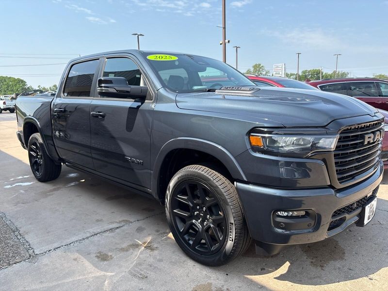 2025 RAM 1500 Laramie Crew Cab 4x4 5