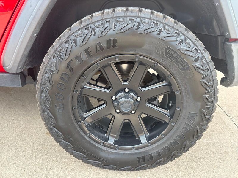 Used 2019 Jeep Wrangler Unlimited Sport SImage 12