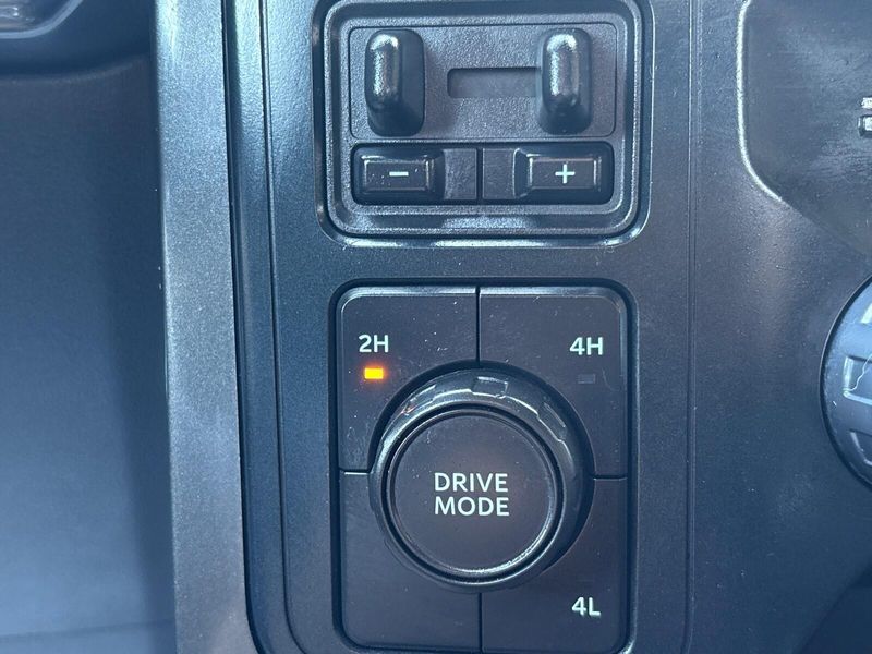 Used 2022 Ford F-150 XLTImage 17