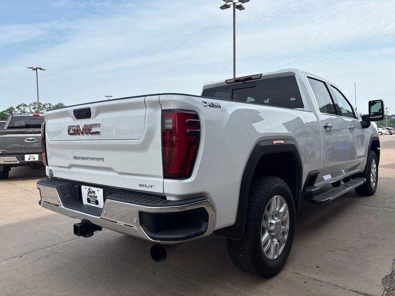 2024 GMC Sierra 2500HD SLTImage 11