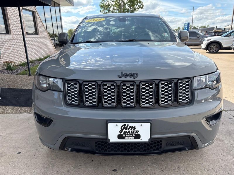 Used 2020 Jeep Grand Cherokee AltitudeImage 6