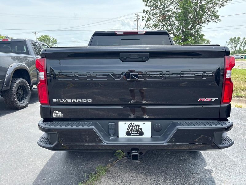 Used 2024 Chevrolet Silverado 1500 RSTImage 23