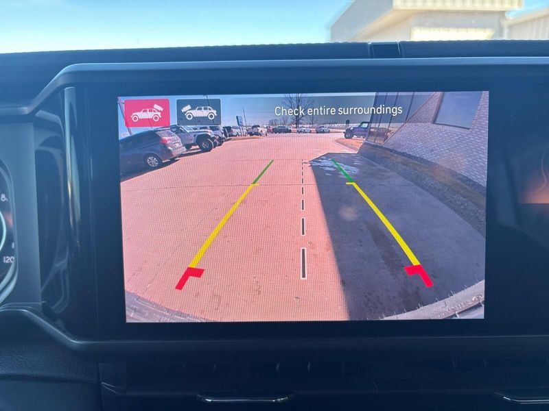 Used 2024 Jeep Wrangler SaharaImage 16