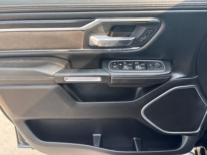 Used 2023 RAM 1500 LaramieImage 15