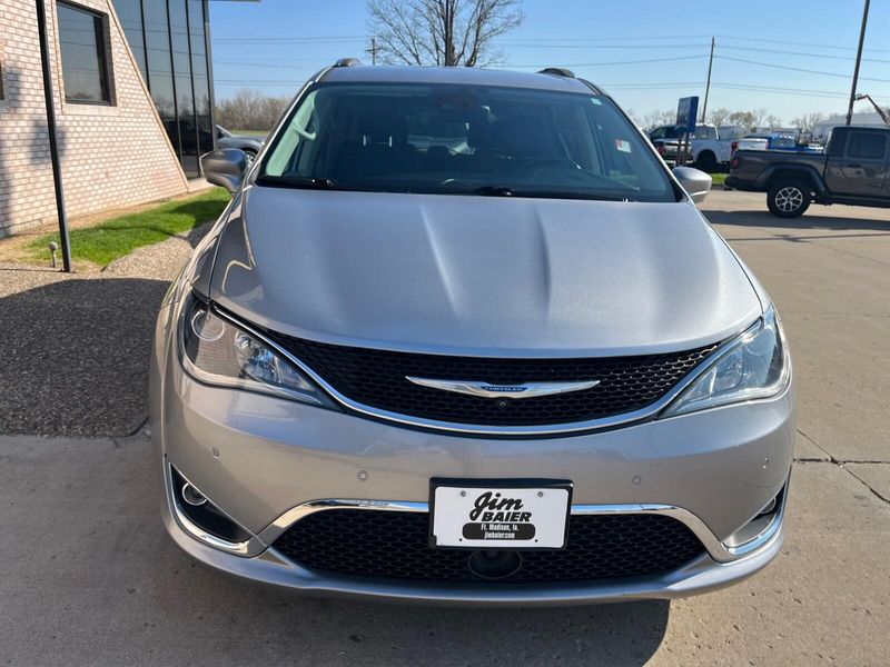 2018 Chrysler Pacifica Touring LImage 7