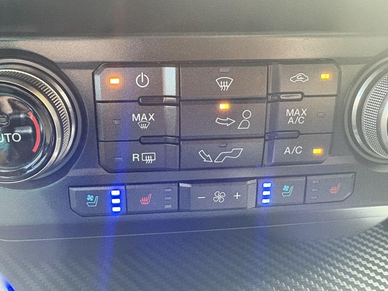 2019 Ford F-150 RaptorImage 23