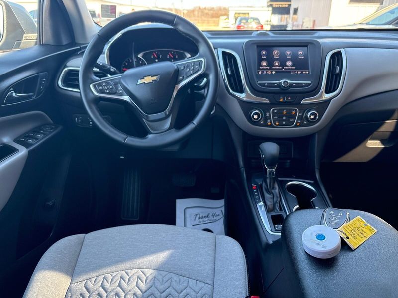 Used 2024 Chevrolet Equinox LTImage 5
