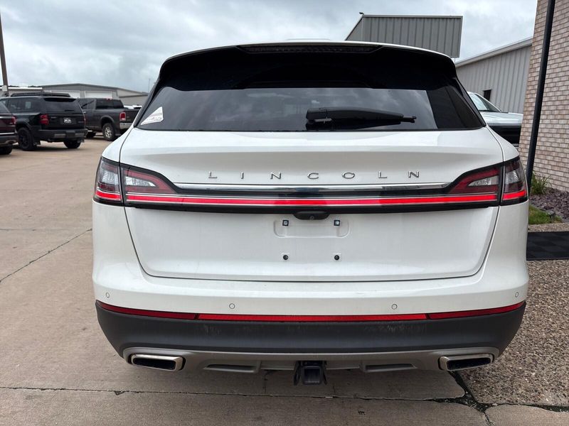 Used 2023 Lincoln Nautilus ReserveImage 11