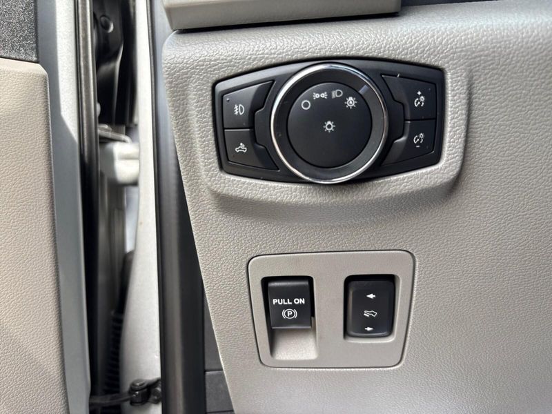 Used 2019 Ford F-150 LariatImage 16